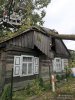 Przewrócone drzewo na budynek domu jednorodzinnego w Krukowie.